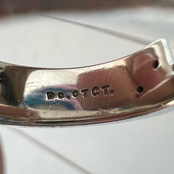 Sterling Silver and Diamond women’s band - Picture 6 of 8